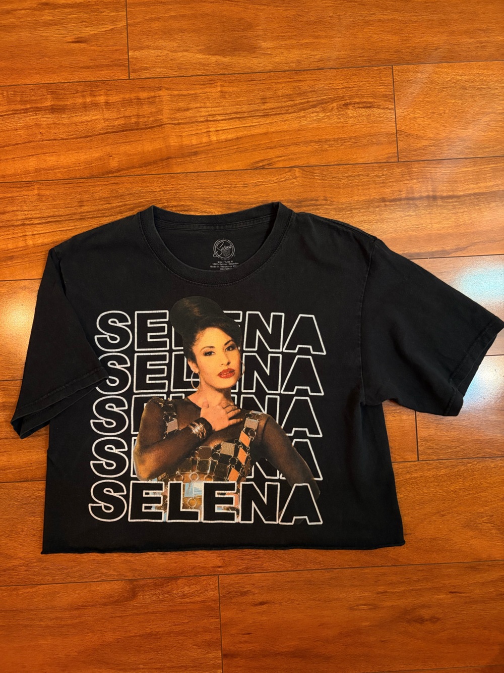 Black Graphic Crop Top - Women's Selena Print Tee